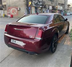 كرايسلر 300